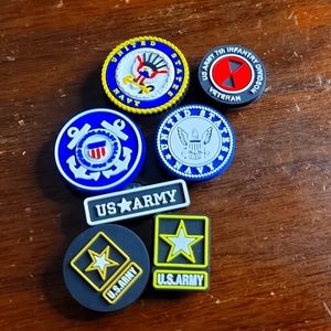 crocs military jibbitz